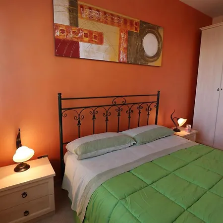 Casa Serena In With Private Terrace Hébergement de vacances